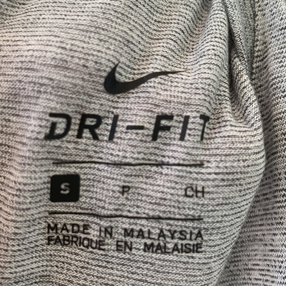 Gray UGA Nike dri-fit tank top - Picture 3 of 3